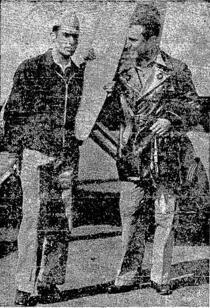 Capitão José Angelo Gomes Ribeiro, ao lado do Tenente Mário Machado Bittencourt